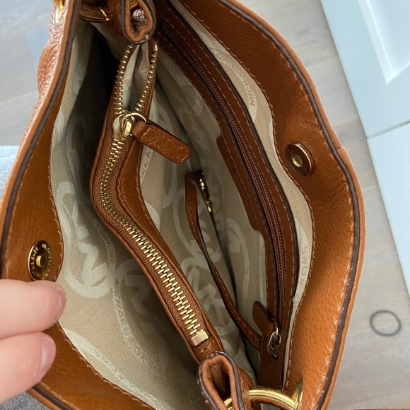 Michael kors crossbody bag - Picture 4 of 8